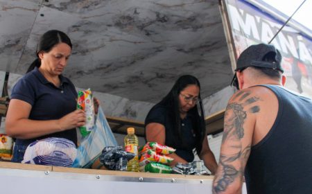 photo_4988048385218645060_y