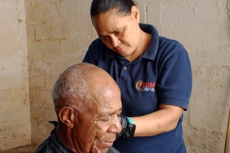 photo_5028462532825385749_y