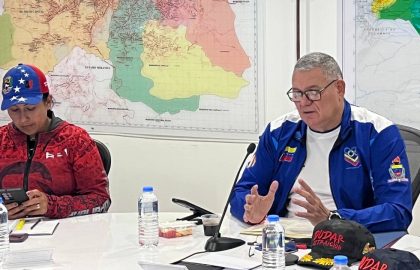 photo_5118800392438352853_y